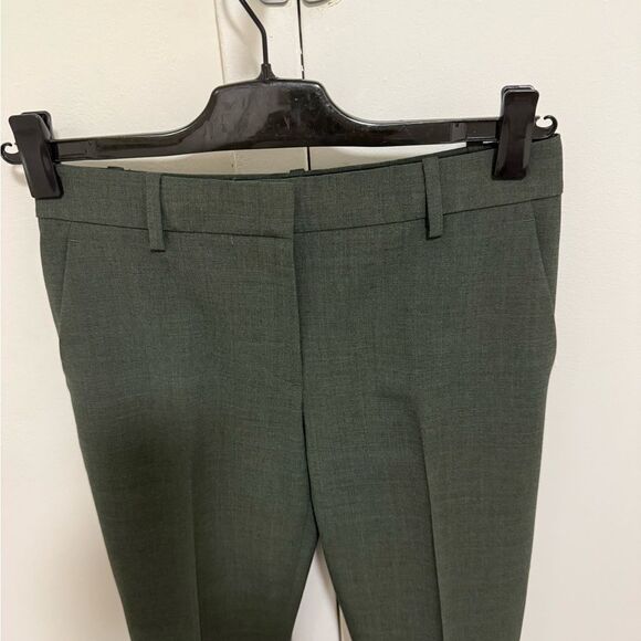 Theory Stretch Wool Slim fit Woman’s Ankle Length Trouser. Green. Size 00. - Picture 3 of 7